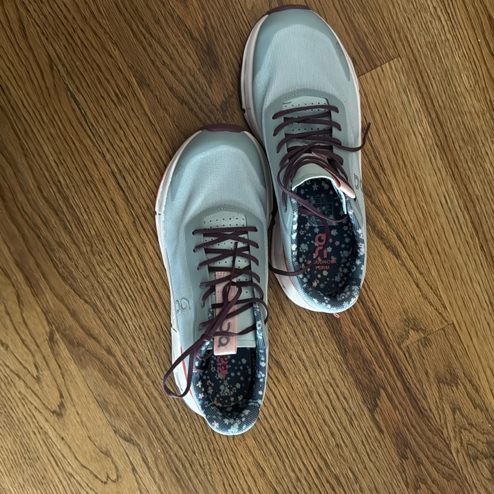 Free People Movement x On Cloud Nova